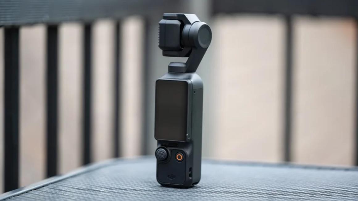 Thiết kế nhỏ gọn của DJI Osmo Pocket 3