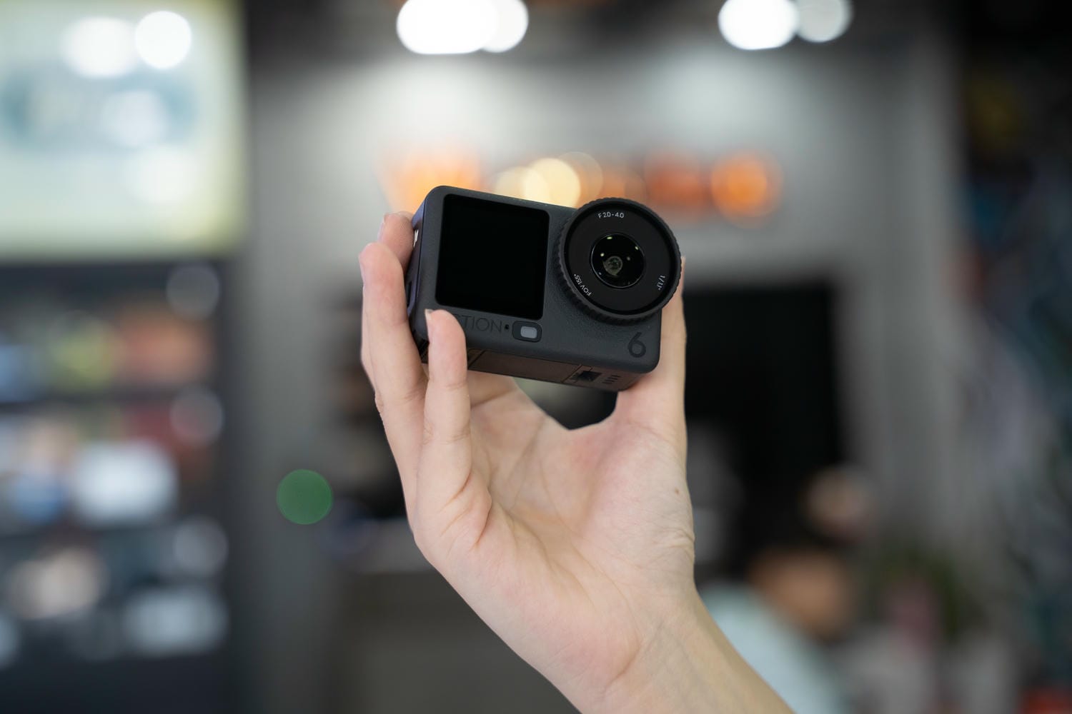 Có nên mua Action 6 hay không?