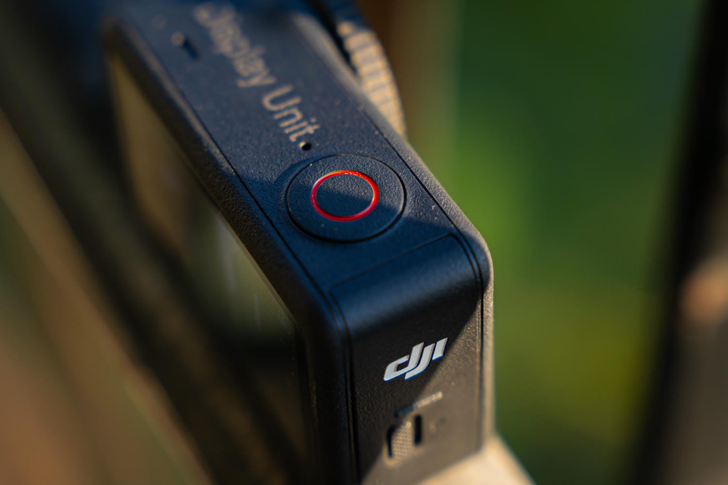 Osmo Action 6 chỉ có 2 nút bấm dễ thao tác