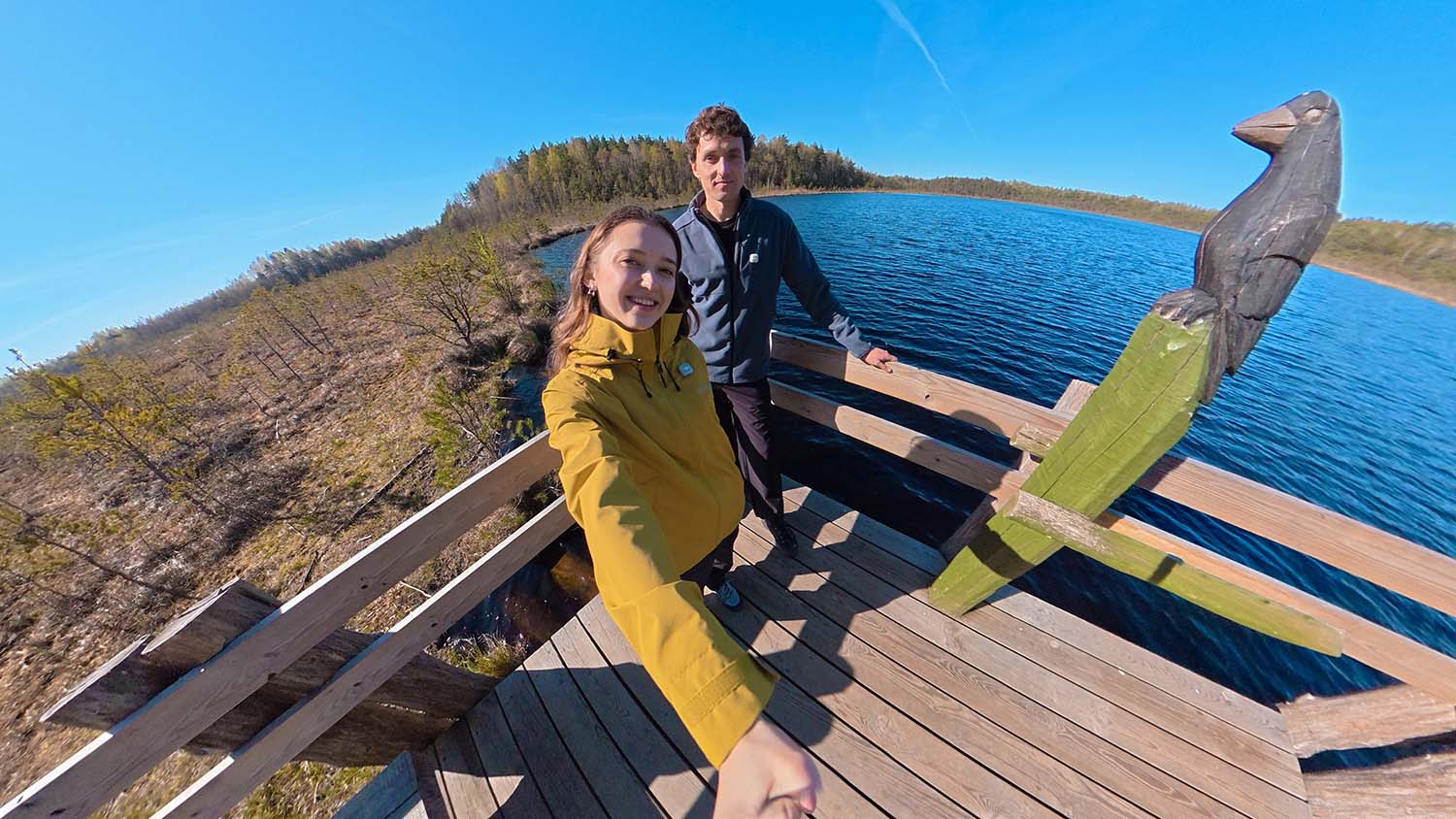 Invisible Selfie Stick tạo góc quay tự nhiên