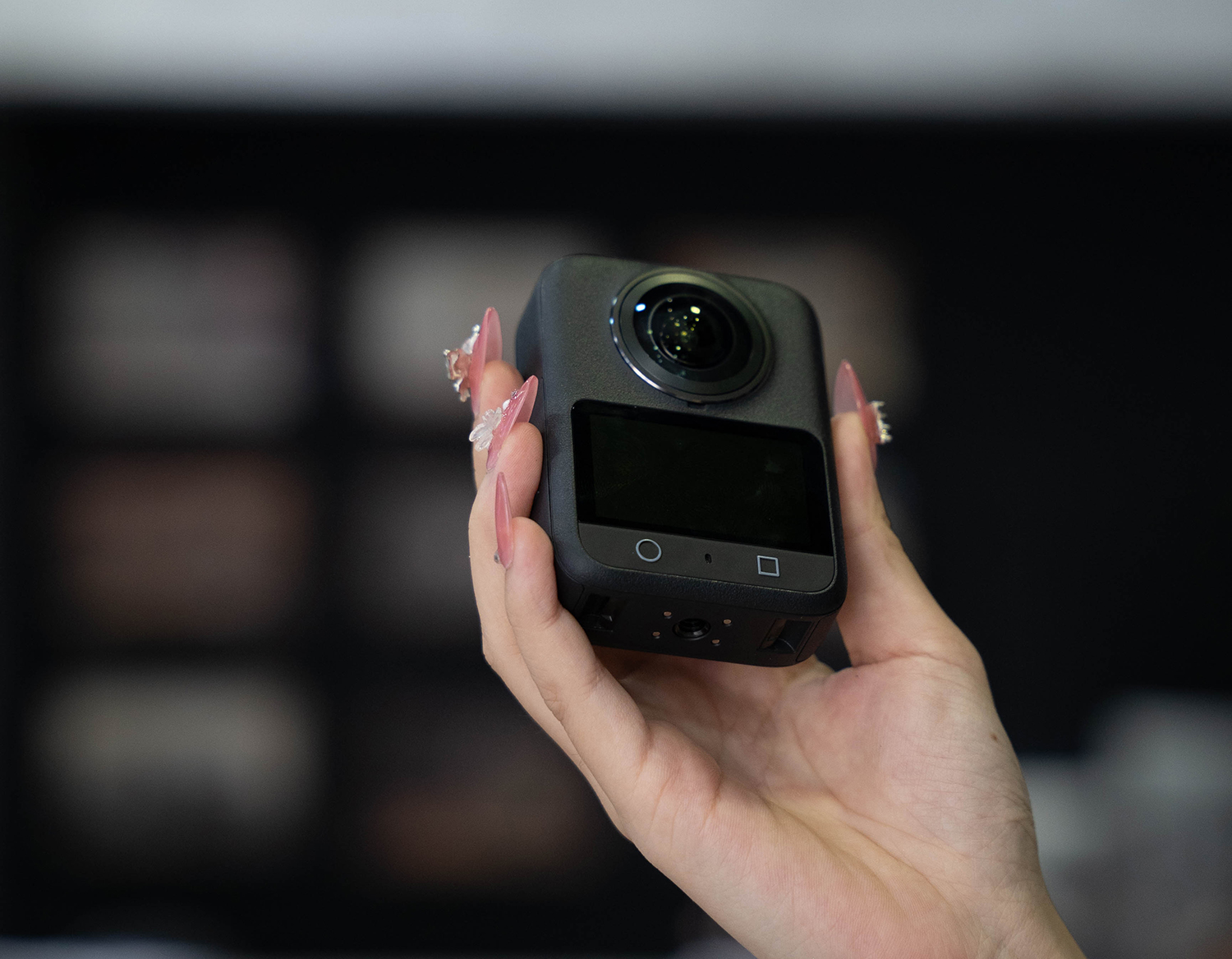 Chất lượng âm thanh sống động, rõ ràng