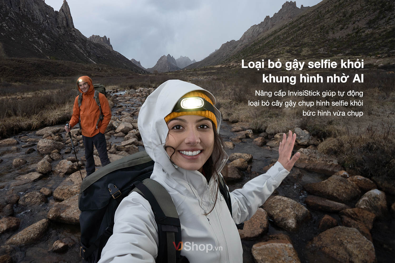 Loại bỏ gậy selfie khỏi khung hình nhờ AI