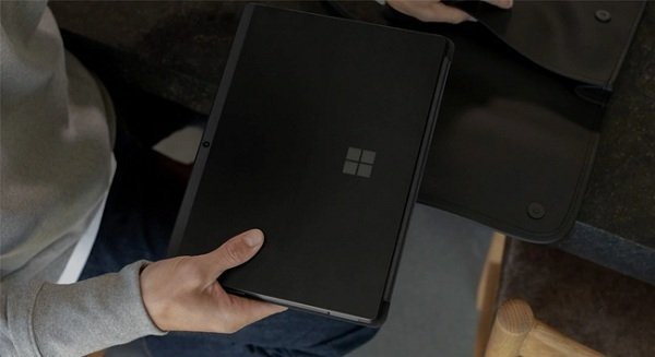 Surface Pro X gọn nhẹ