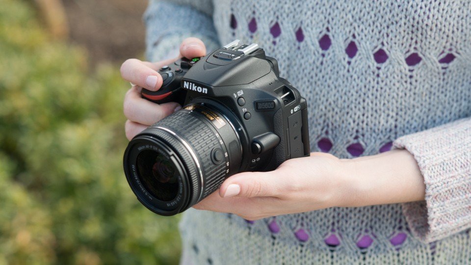 Máy ảnh cho người mới - Nikon D5600