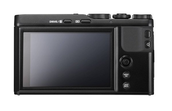 Fujifilm XF10 với màn hình cảm ứng LCD