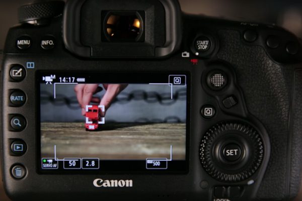 quay video 4k trên máy ảnh Canon EOS 5D Mark IV