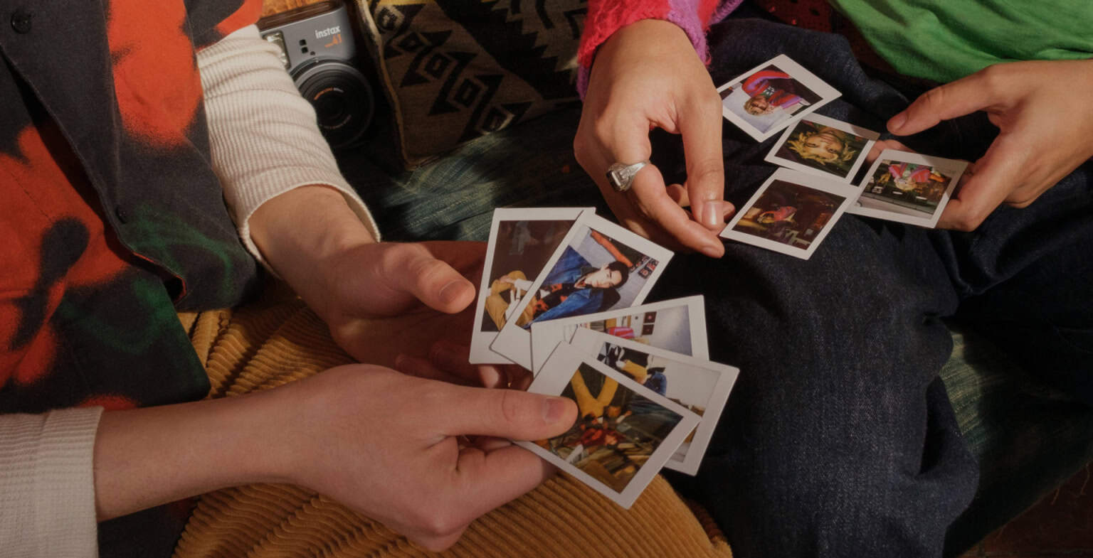 Máy ảnh sử dụng film INSTAX MINI