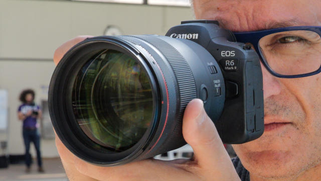 Camera Canon R6 Mark II cùng hệ thống Dual Pixel CMOS AF II