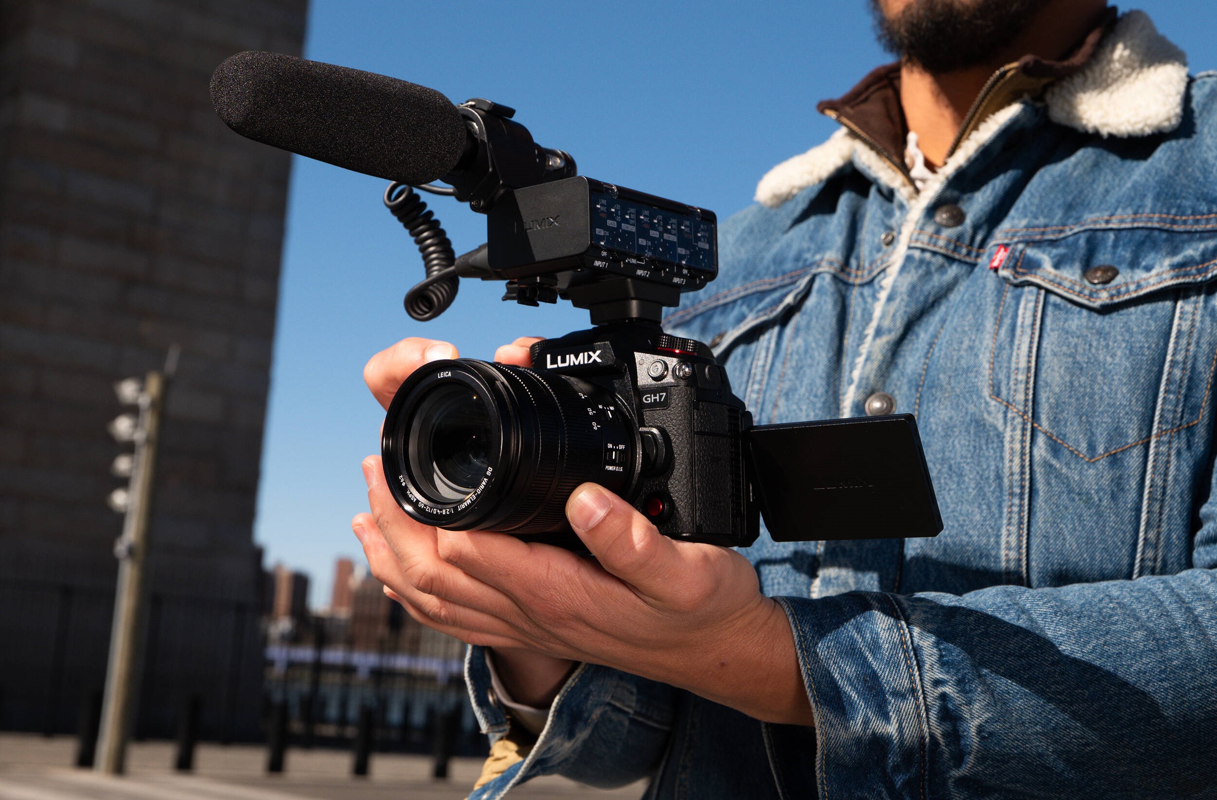 Ứng dụng LUMIX Lab kết nối và chỉnh sửa ảnh/video