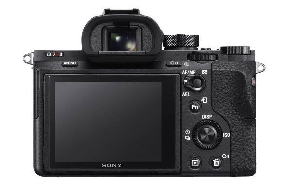 Sony A7R II - máy ảnh không gương lật