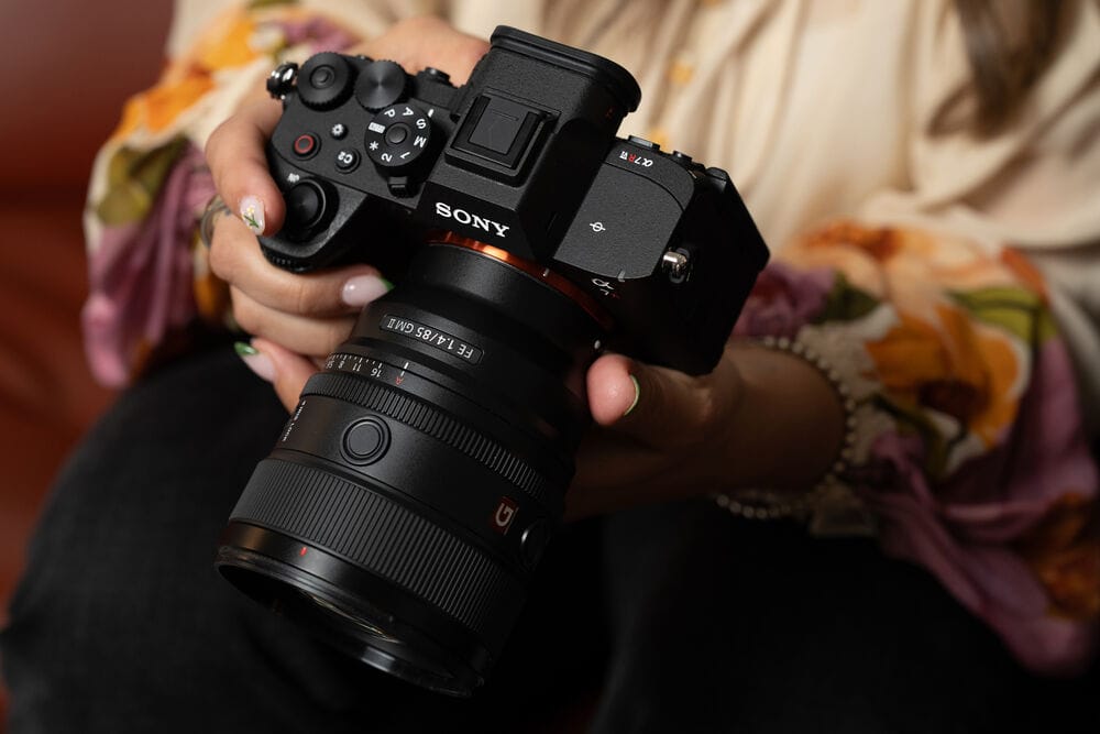Nút bấm của A7R VI có đèn nền