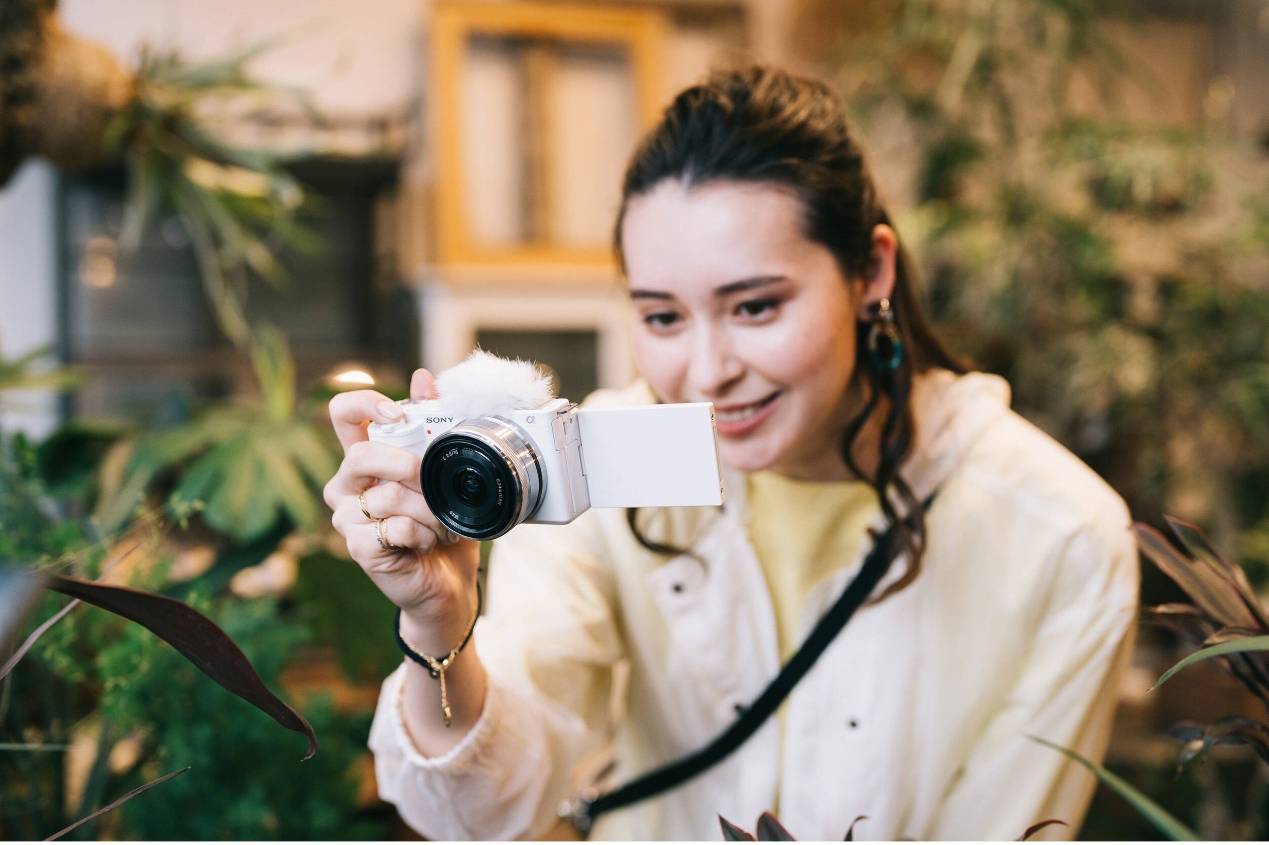 Sony ZV-E10 có thể quay video UHD 4K