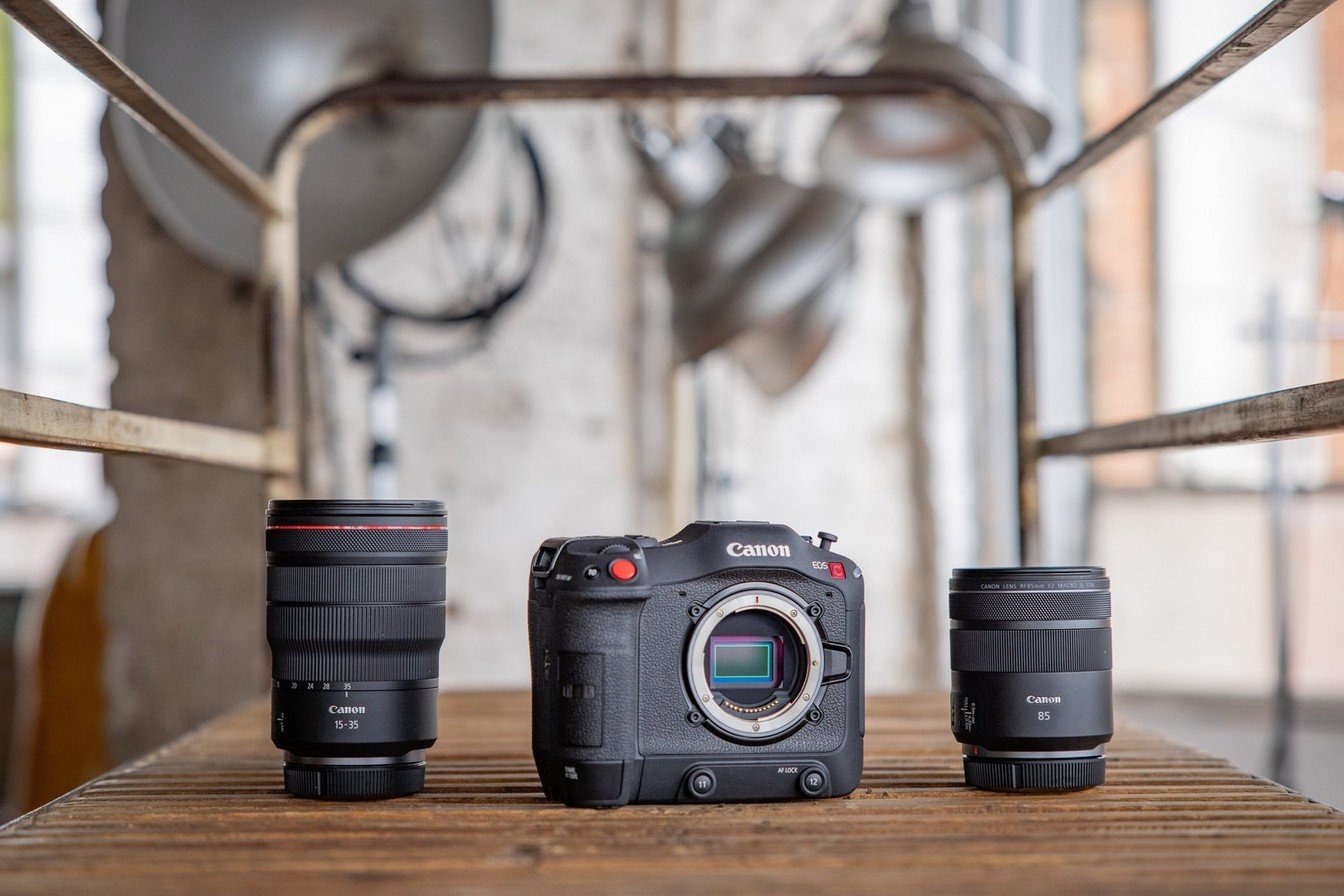 Canon EOS C70 - Hệ thống ngàm RF nhỏ gọn