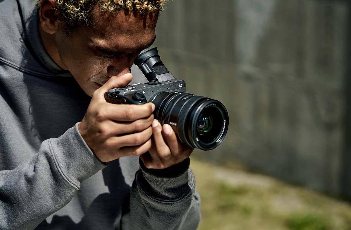 Cảm biến full-frame