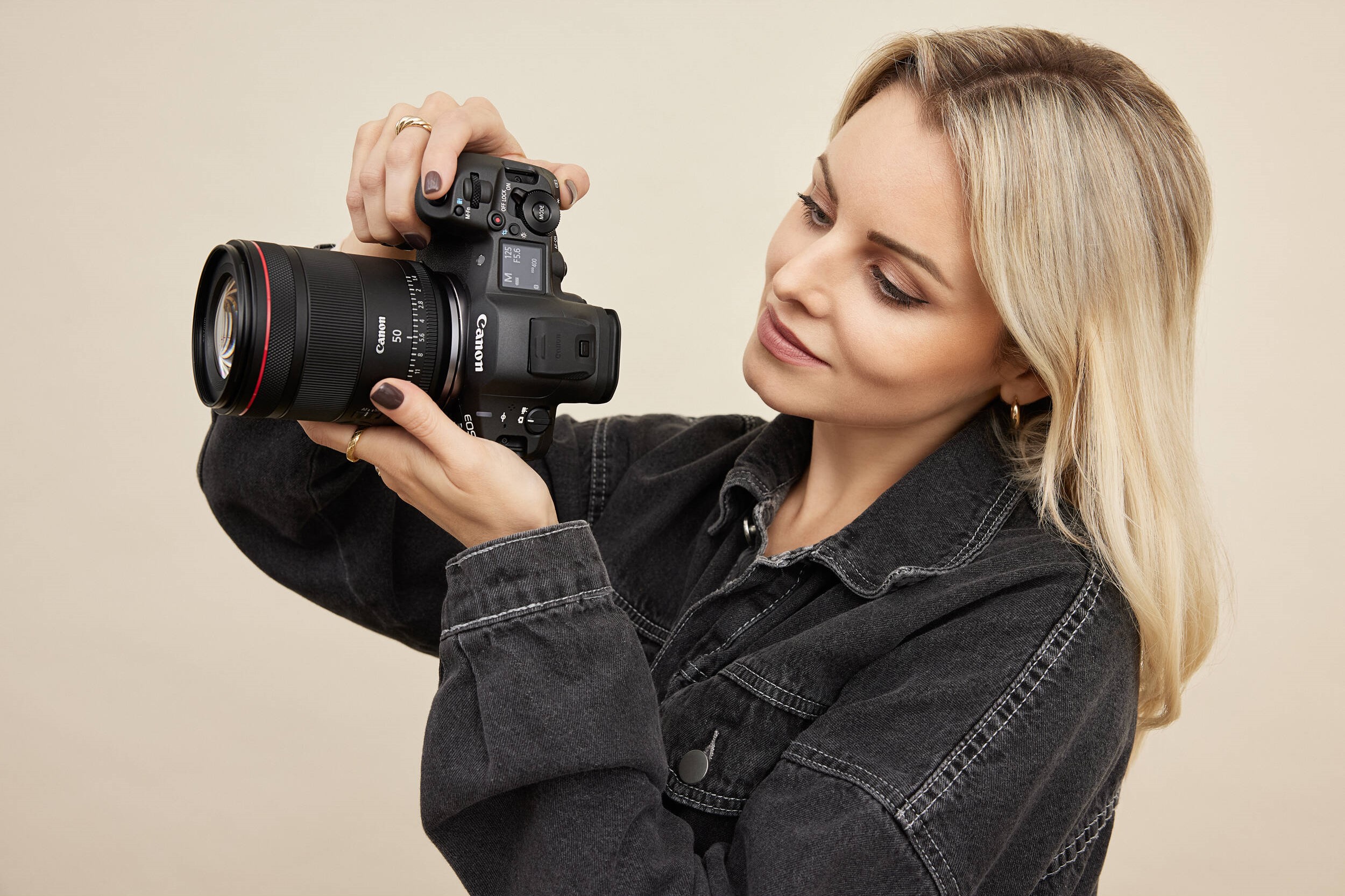 Ống kính Canon RF 50mm f/1.4L VCM