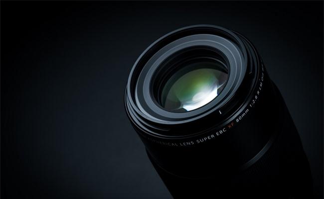 Fujifilm GF 120mm f/4 Macro R LM OIS WR tạo hiệu ứng bokeh đẹp mắt