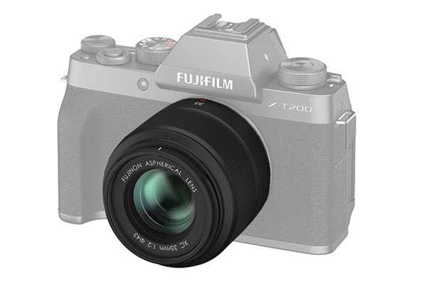 Fujifilm XC 35mm f/2 - thiết kế gọn nhẹ