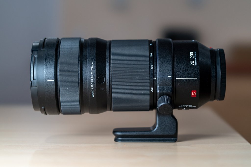 Panasonic Lumix S PRO 70-200mm f/2.8 OIS - ống kính mirrorless