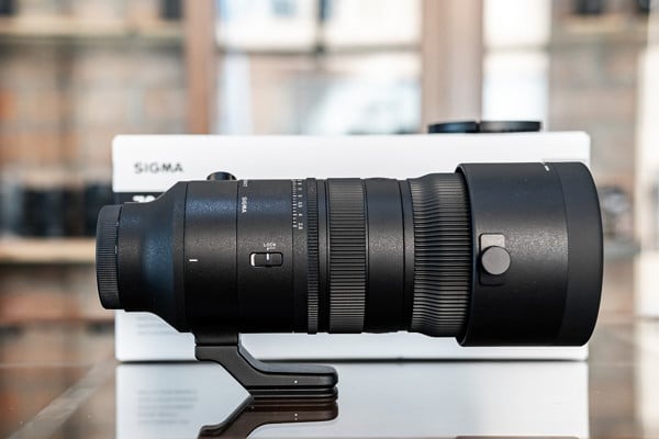 Sigma 70-200mm f2.8 DG DN OS Sports thiết kế nhỏ gọn, chất lượng hoàn thiện cao cấp nhất