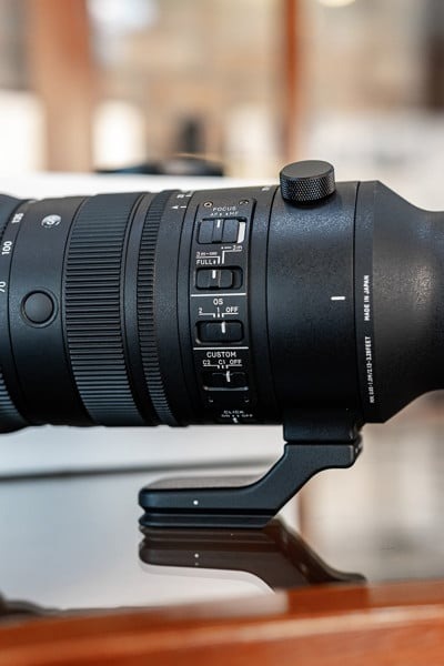 Các nút chức năng tùy chỉnh của Sigma 70-200mm f2-8 DG DN OS Sports