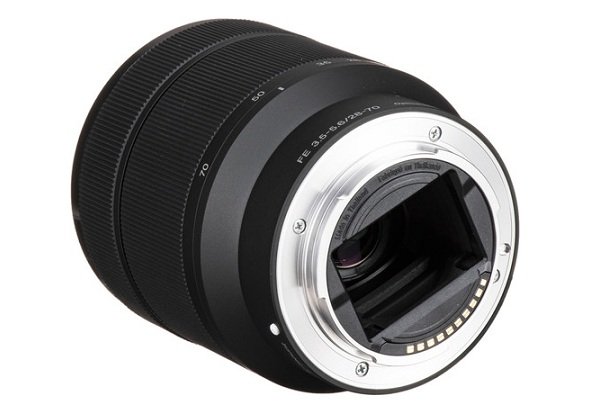Sony FE 28-70mm f/3.5-5.6 OSS tích hợp hệ ổn định quang học SteadyShot
