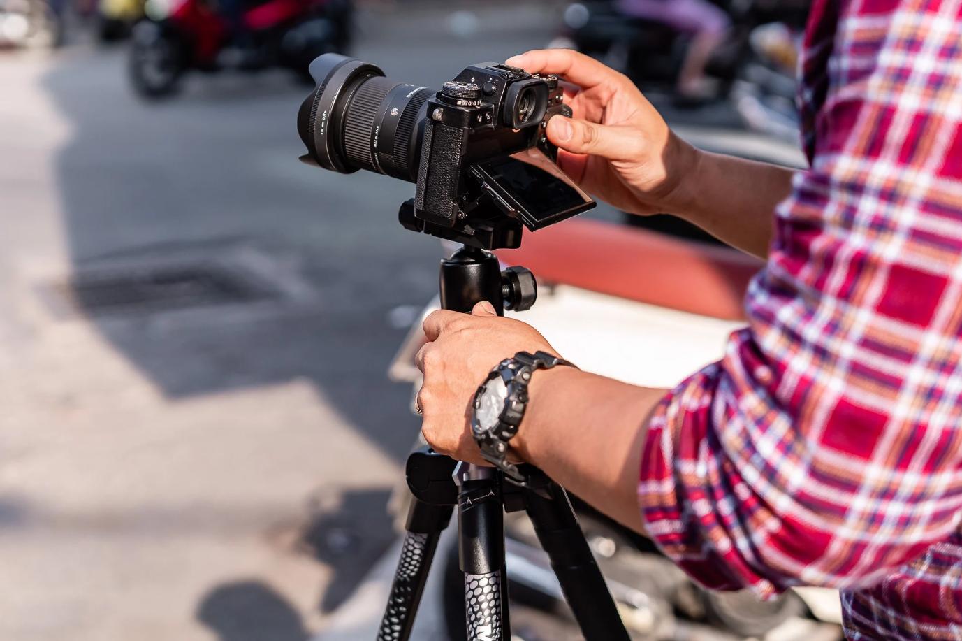 Chân Máy Manfrotto Element Mark II 4-S