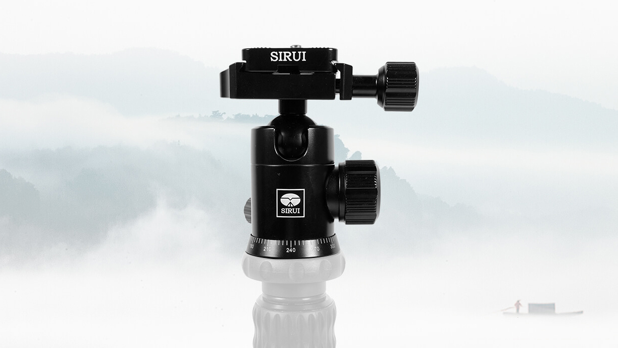 SIRUI Traveler 7A Travel Tripod hỗ trợ quay video toàn cảnh 360 độ