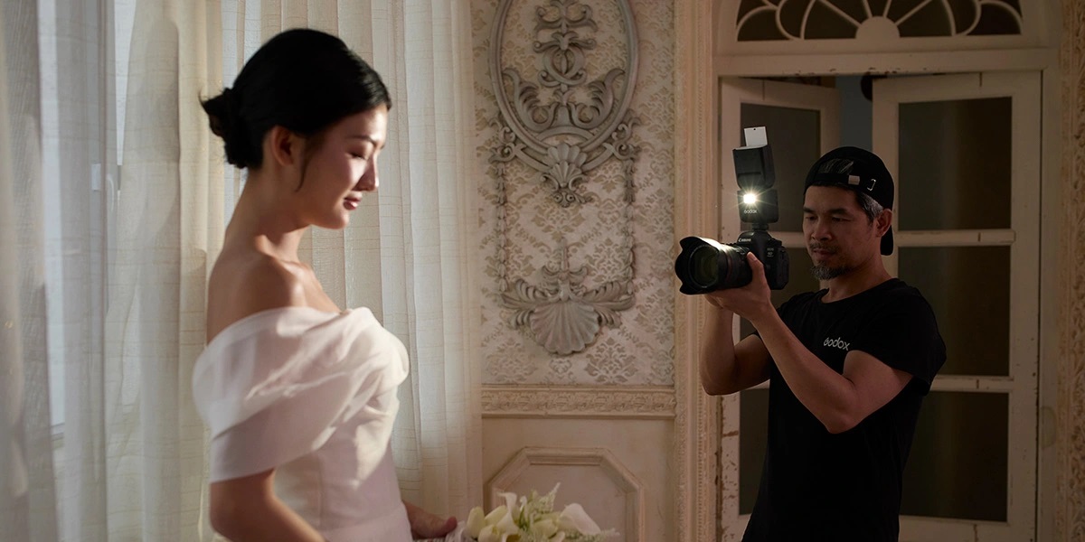 Flash V480 sở hữu hệ thống Godox 2.4GHz X