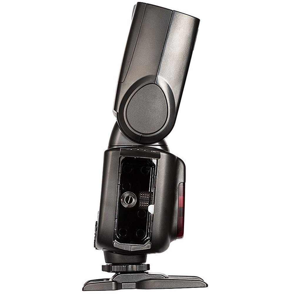 GODOX V860II với nhiều cổng kết nối