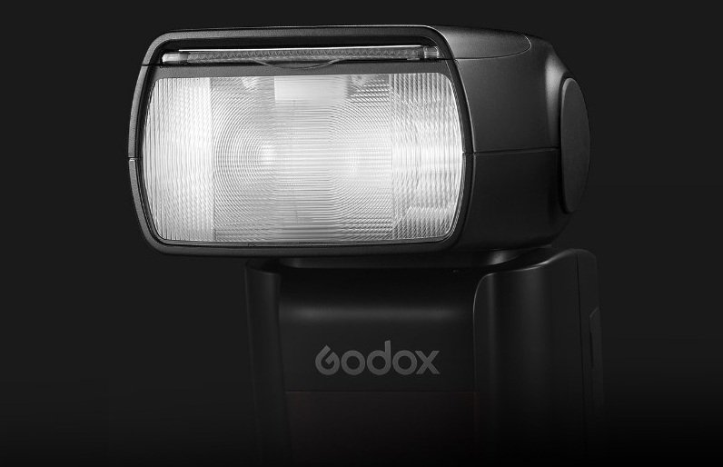 Đèn Flash Godox TT685 II chiếu sáng mạnh mẽ
