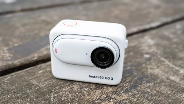 Sạc pin cho camera Go 3 ngay trong khi bay với Action Pod