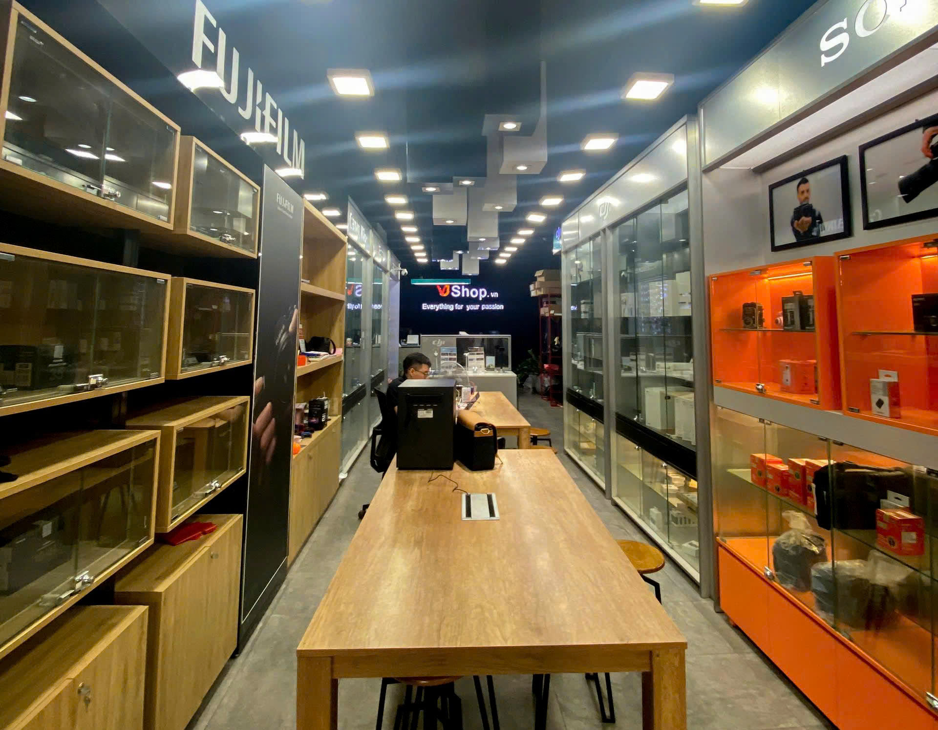 VJShop - 91 Thái Hà, Quận Đống Đa, Hà Nội