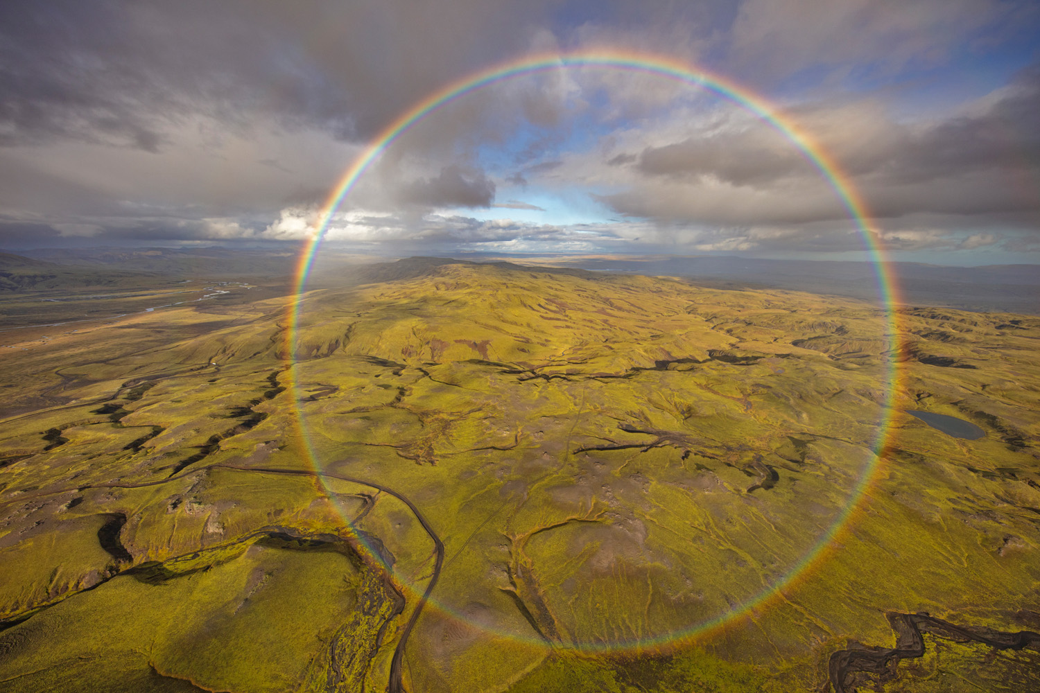 “Full-circle rainbow” của Peter Schwager