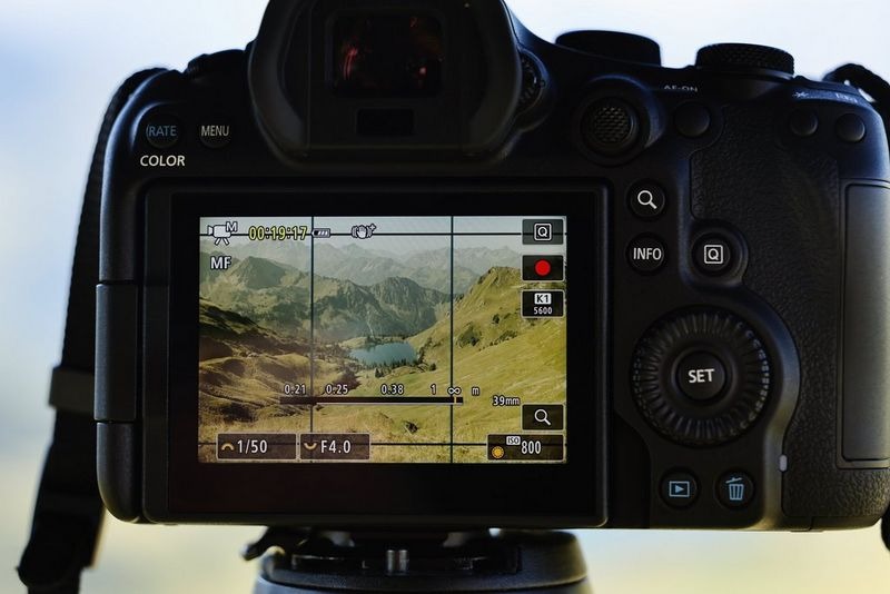 Canon EOS R6 Mark III có thể ghi 7K 30p open gate