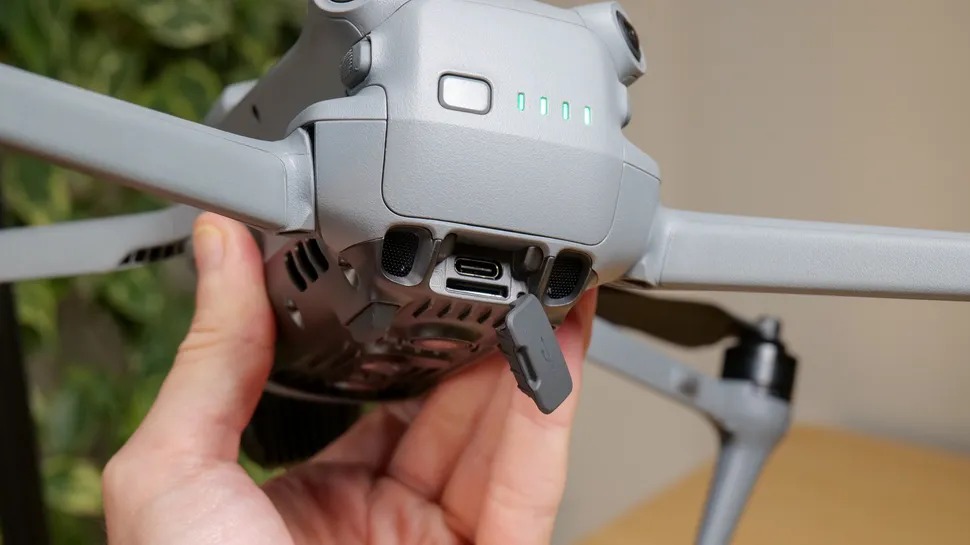 Đánh giá DJI Air 3S: Ngôn ngữ thiết kế