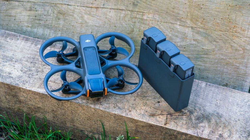 Thời lượng pin giữa DJI Avata 2 với  DJI Mini 4 Pro