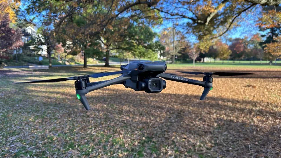 đánh giá Mavic 3 Classic có khả năng ghi hình chất lượng cao