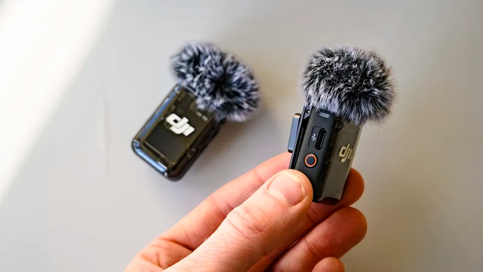 Review DJI MIC: Có Phải Là Micro Không Dây Tốt Nhất Cho Các Vlogger?