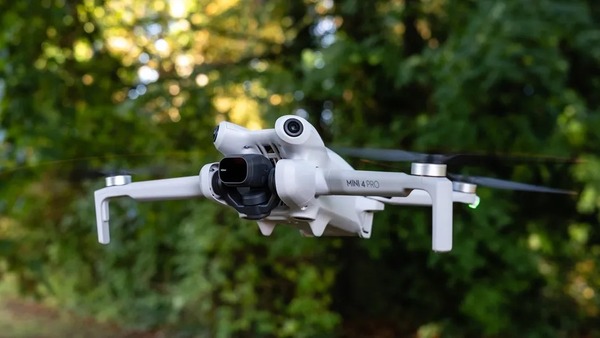 Mini 4 Pro được hỗ trợ cảm biến đa hướng, giúp tránh chướng ngại vật tối đa