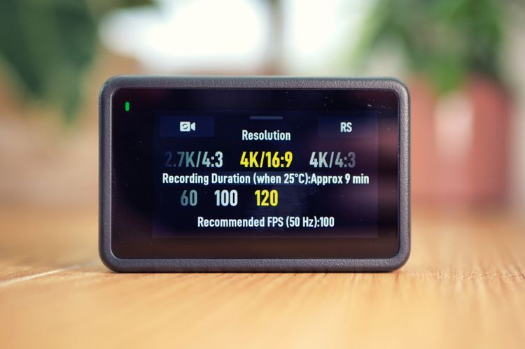Độ phân giải video 4K/120fps, 2.7K/120fps, 1080p/240fps
