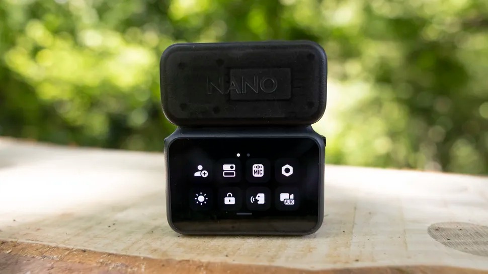 Review DJI Osmo Nano: Màn hình
