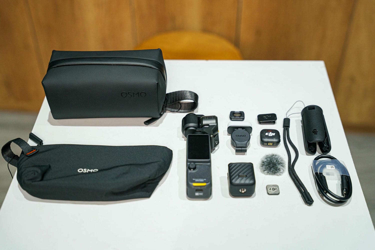 DJI trang bị hệ phụ kiện đa dạng trên Pocket 4