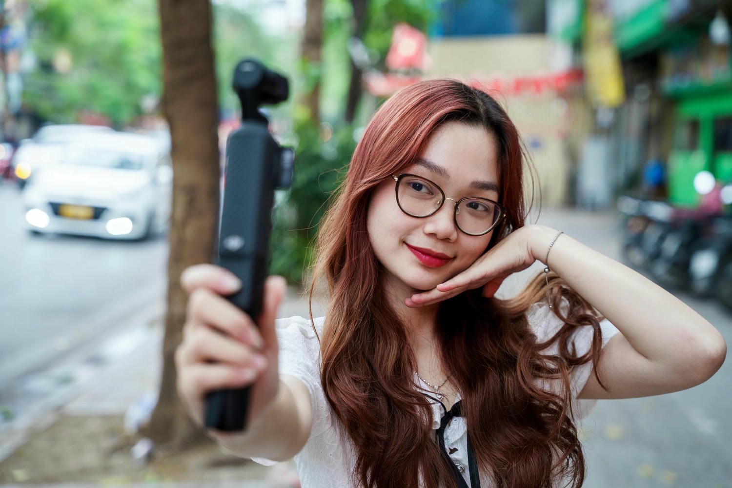 Tính năng làm đẹp cho chị em cũng đã được nâng cấp với AI