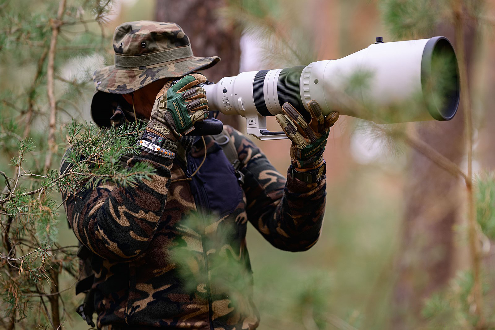 Khẩu độ F/4 của Sigma 300-600mm F/4 giúp duy trì độ sáng hình ảnh tốt ngay cả trong điều kiện ánh sáng