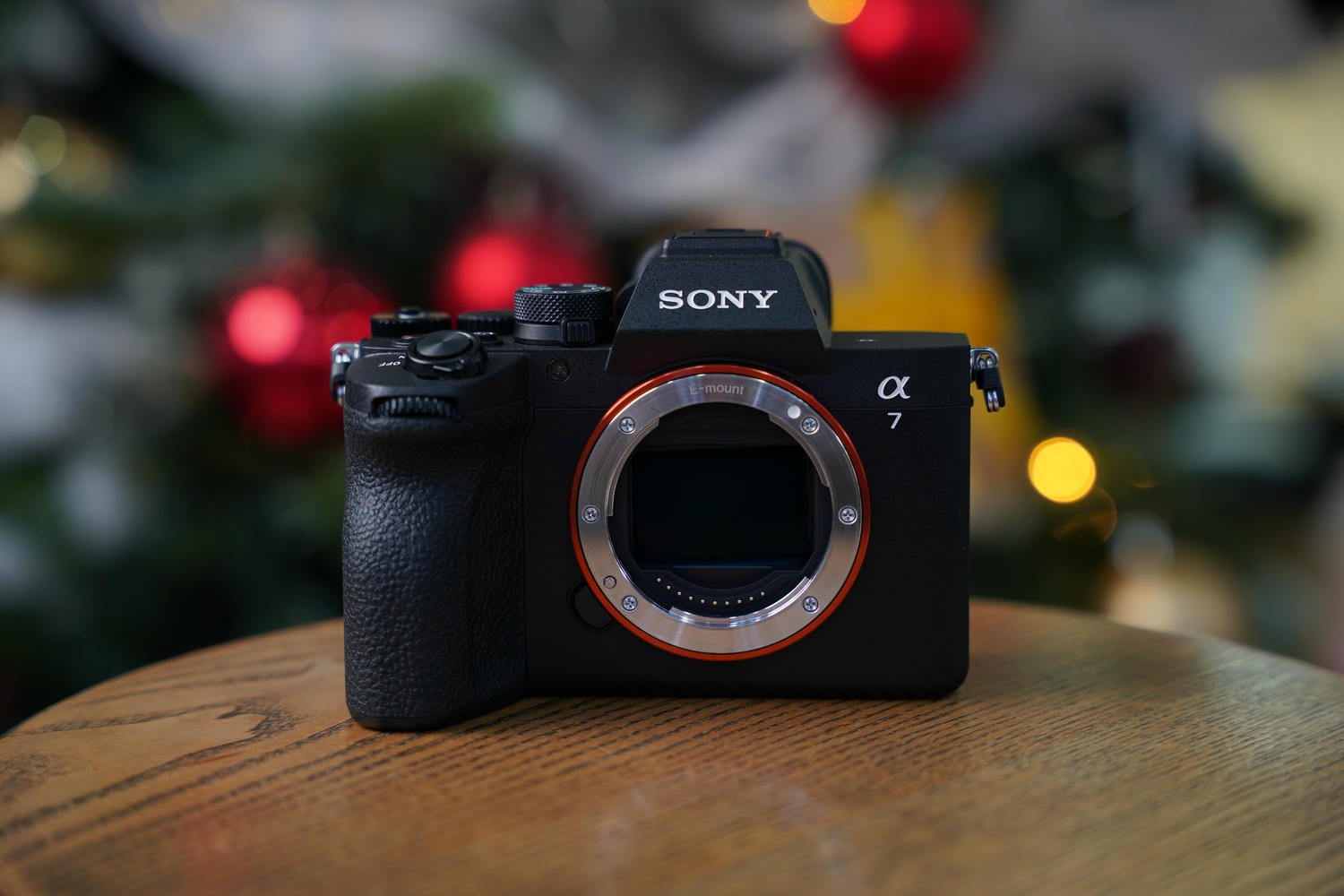 A7M5 có thể quay liên tục trong nhà không bị nóng máy