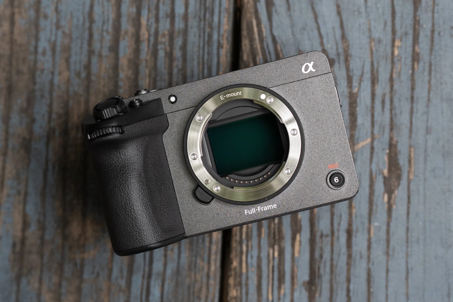 Đánh giá cảm biến mới trên Sony FX5