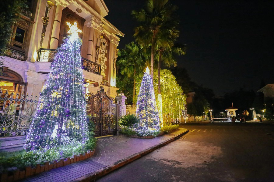 Địa điểm chụp hình Noel ở Sài Gòn Khu đô thị Phú Mỹ Hưng