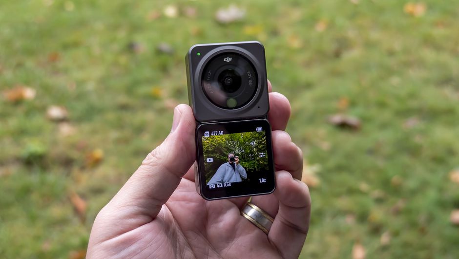 So với Hero 10 Black thì Action 2 có khả năng quay chụp hạn chế hơn