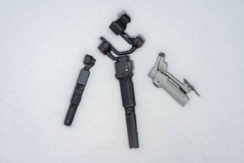 DJI Osmo Pocket 3 sở hữu ưu thế vượt trội hơn về sự nhỏ gọn, tiện dụng