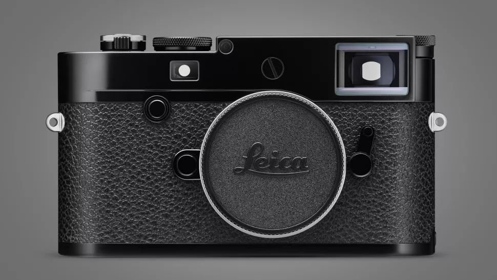 Leica M-10R Black Paint: Bạn là một tín đồ của nhiếp ảnh? Hãy thưởng thức hình ảnh đẹp nhất với chiếc máy ảnh Leica M-10R Black Paint. Với chất lượng ảnh tuyệt vời và thiết kế sang trọng, chiếc máy ảnh này chắc chắn sẽ làm bạn phải say mê.